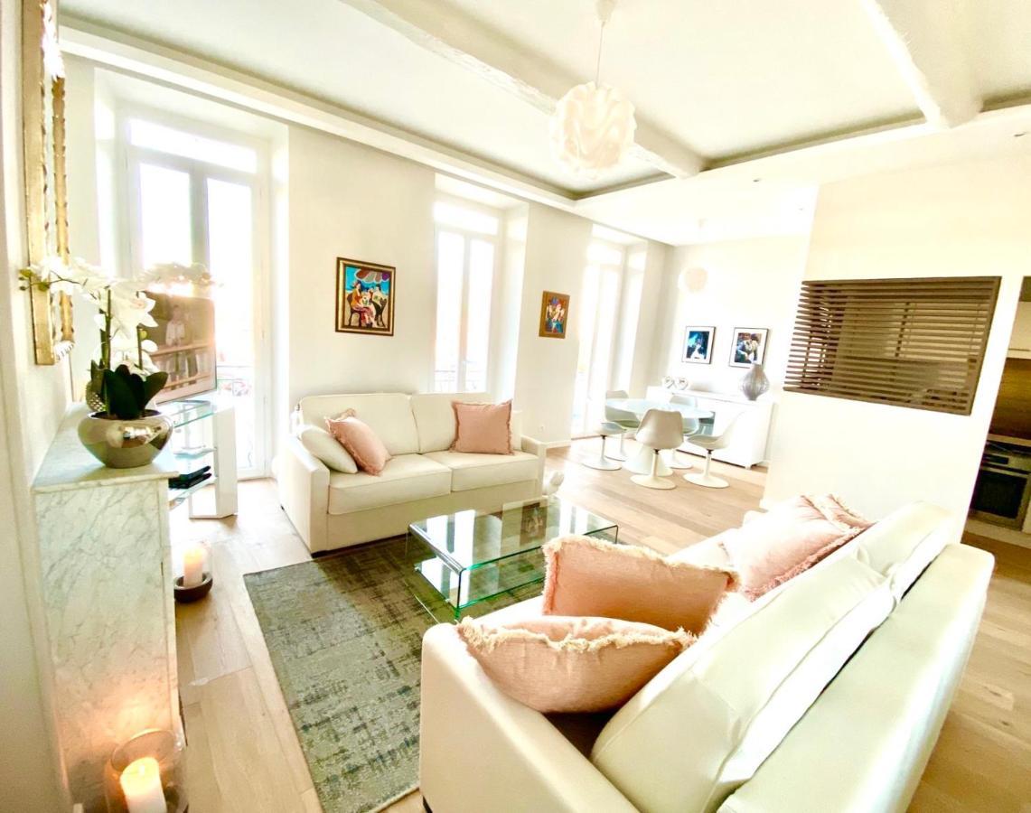 Cannes Old Port, Seafront & Seaview, Yacht Show Port Екстер'єр фото