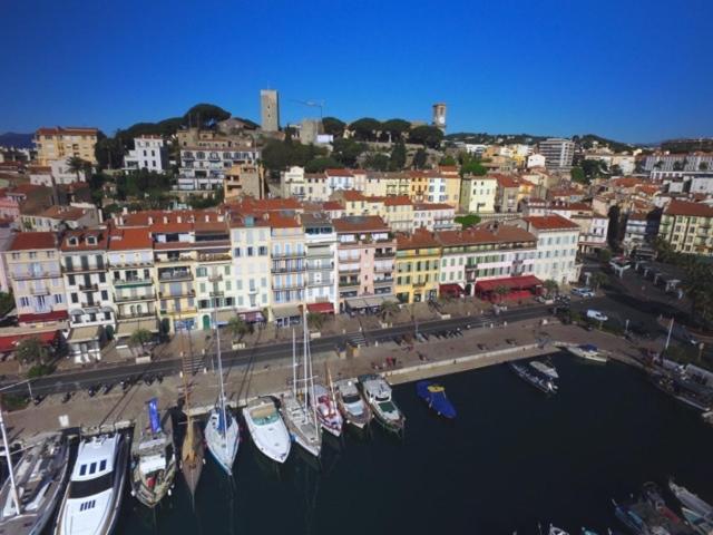 Cannes Old Port, Seafront & Seaview, Yacht Show Port Екстер'єр фото